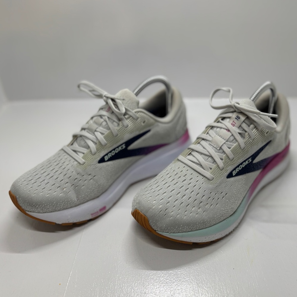 Brooks Ghost 16 Women’s 9.5 Wide Running Shoes Gray Mesh Gum Sole Comfort Traine - Picture 2 of 12
